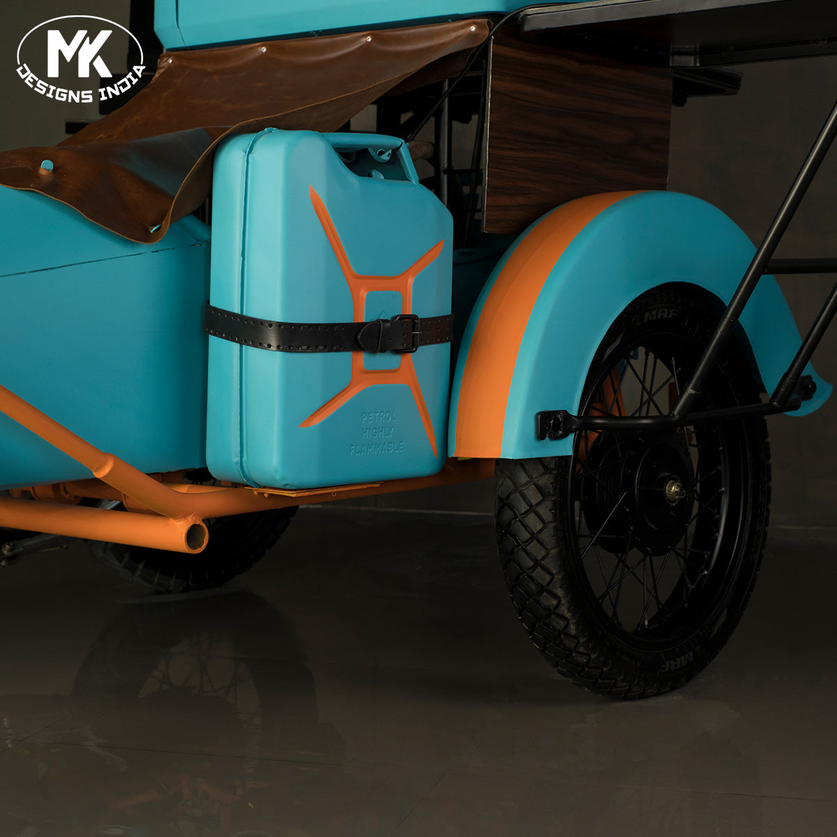 Trip Machine Moto Cafe - GULF Edition.