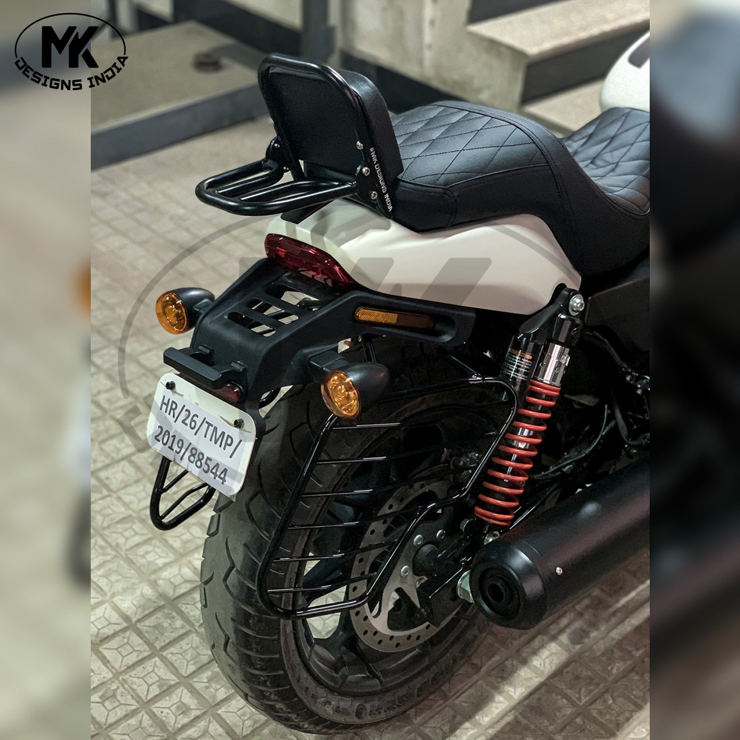 Backrest HD StreetRod with Carrier.