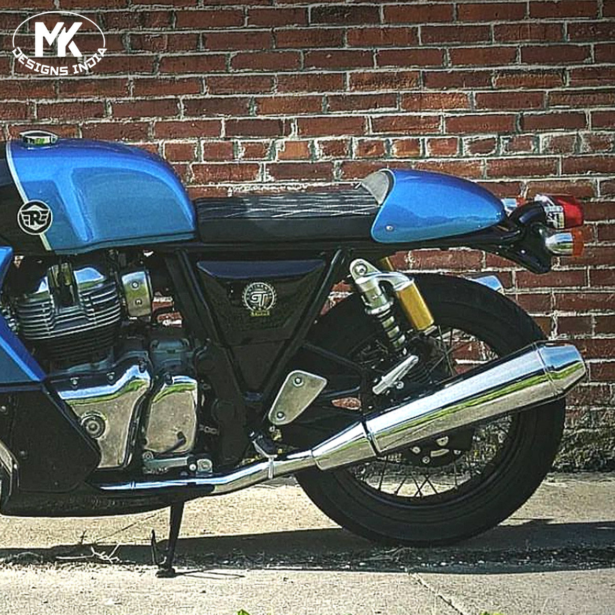 Bench Seat + Removable cowl