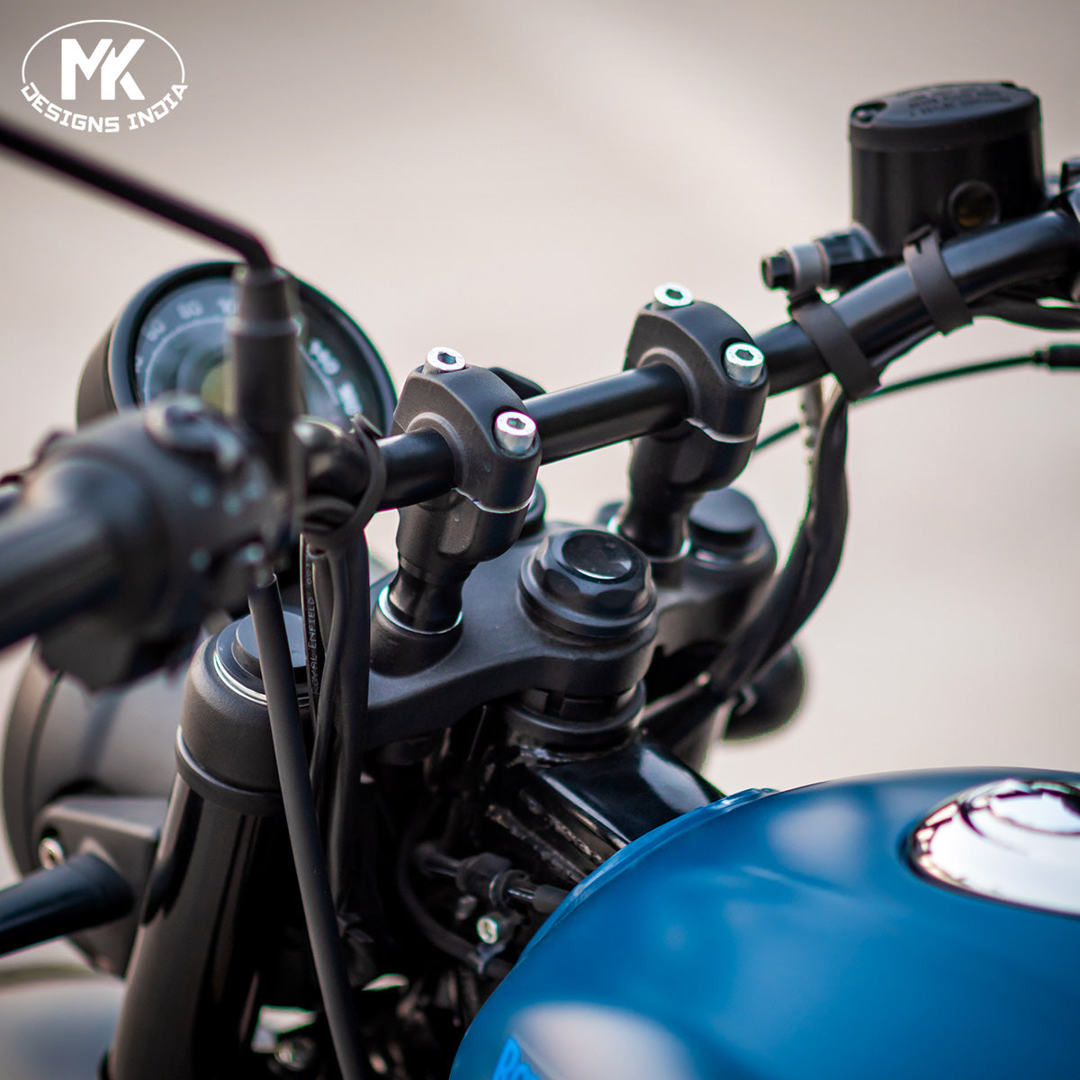 Drag Handle Bar with Risers for Hunter.