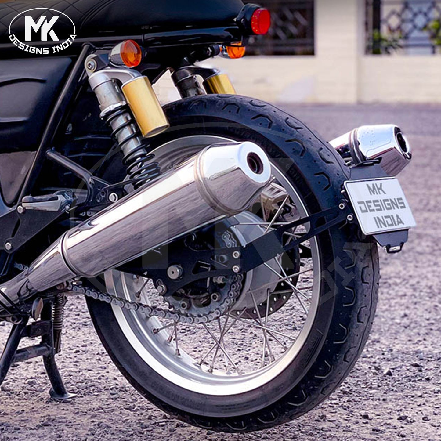 Tyre Hugger with Licence Plate.