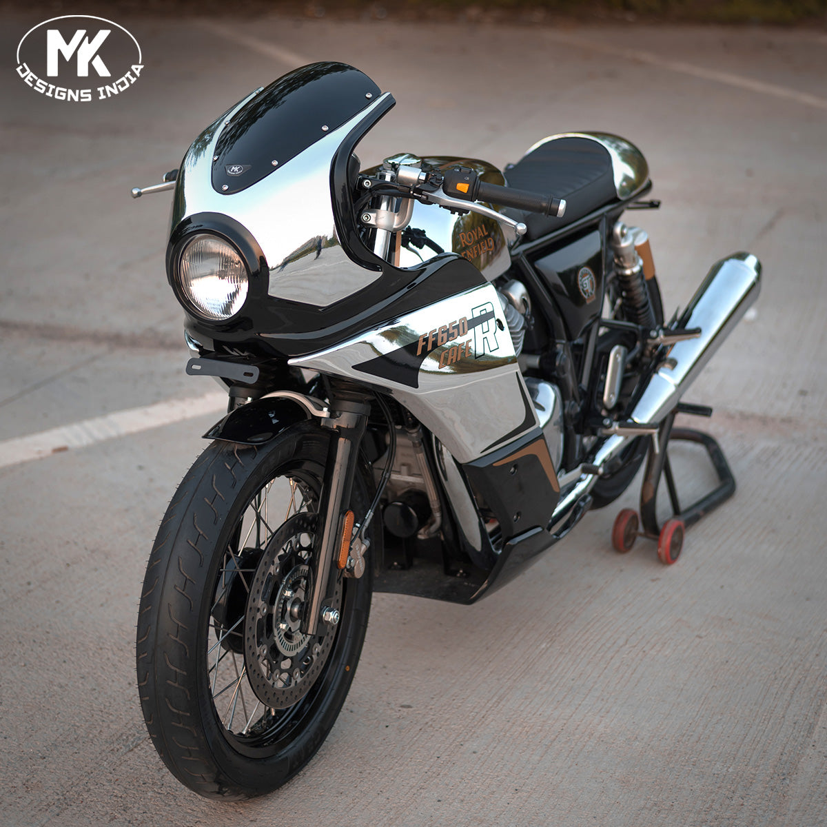 FF650 Mr. Clean (Chrome Vinyl Wrap X Black).