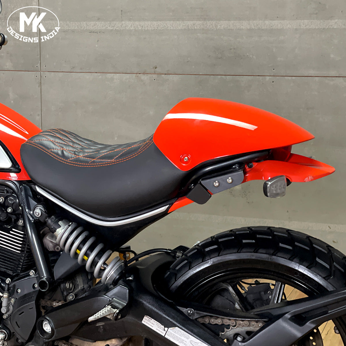 Caferacer Seat & Cowl Ducati
