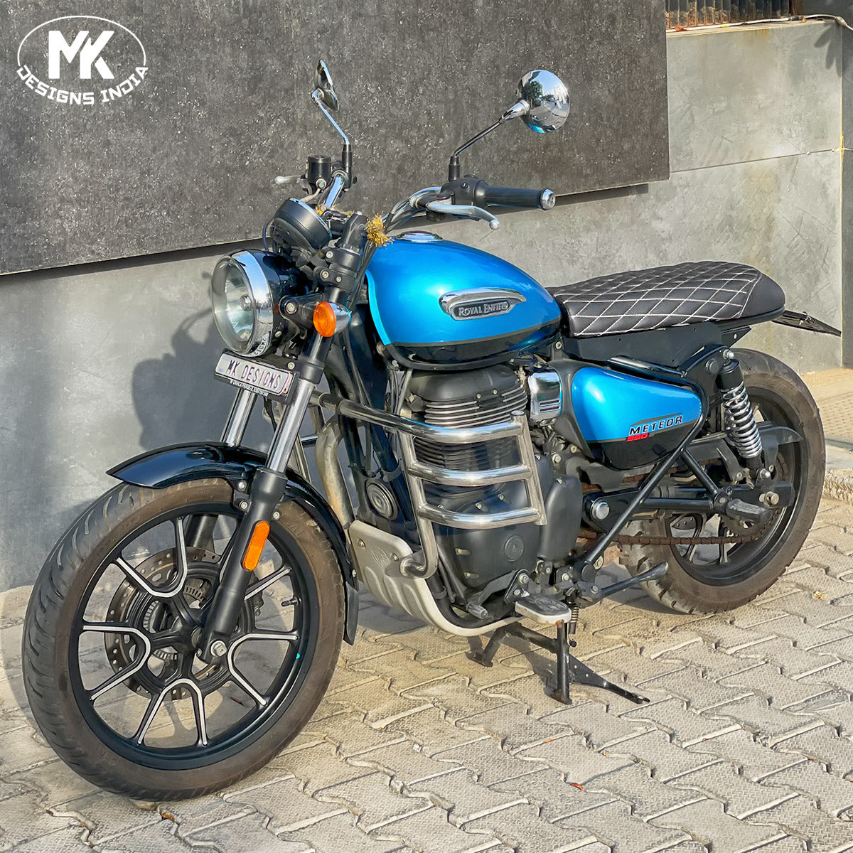 Brat seat & Subframe kit Meteor 350