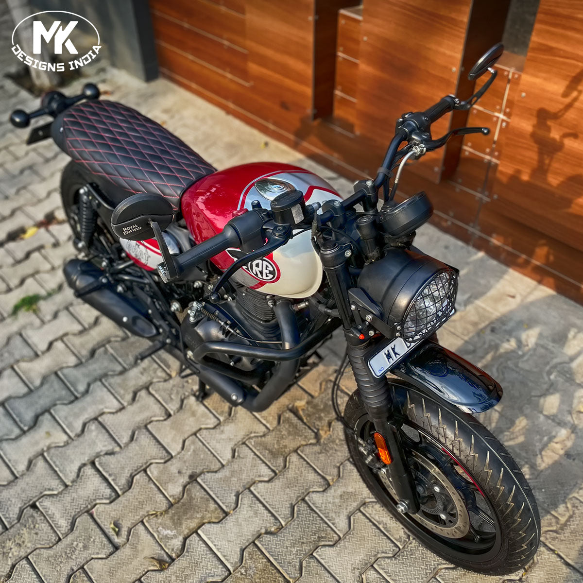 Tracker Style Handle