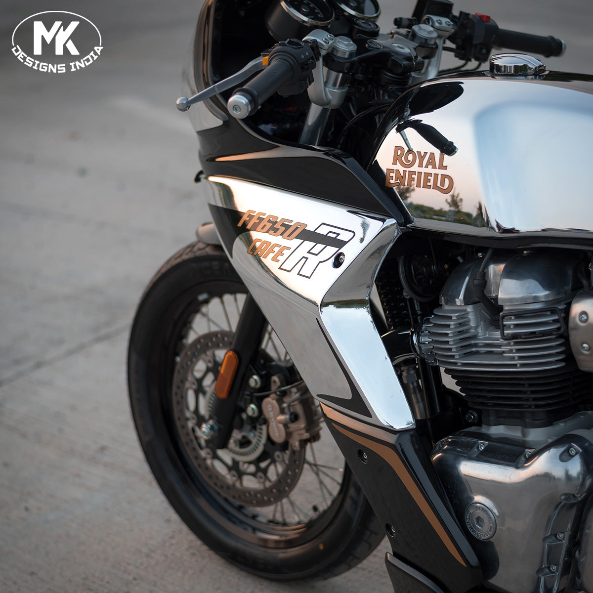 FF650 Mr. Clean (Chrome Vinyl Wrap X Black).