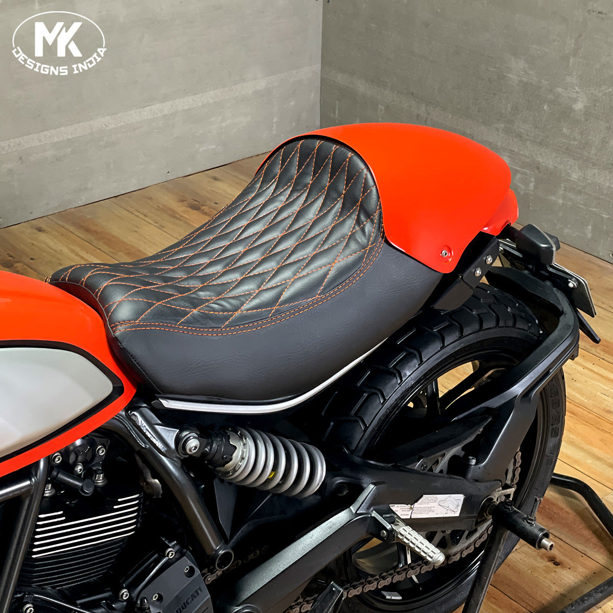 Caferacer Seat & Cowl Ducati
