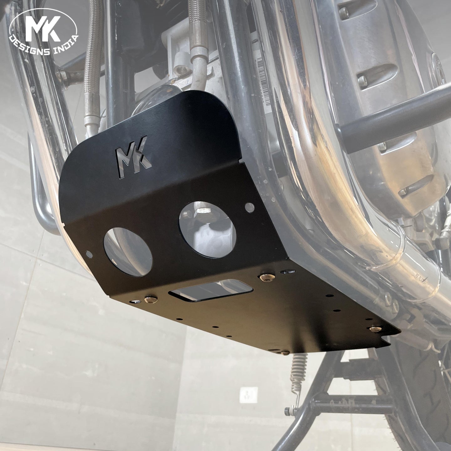 Skid Plate & Bash Plate.