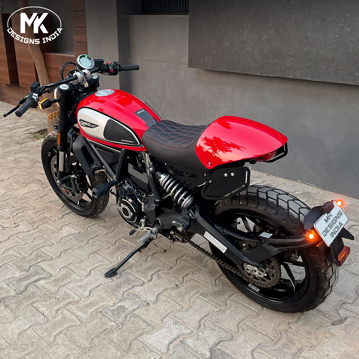 CafeRacer Seat & Cowl Ducati.