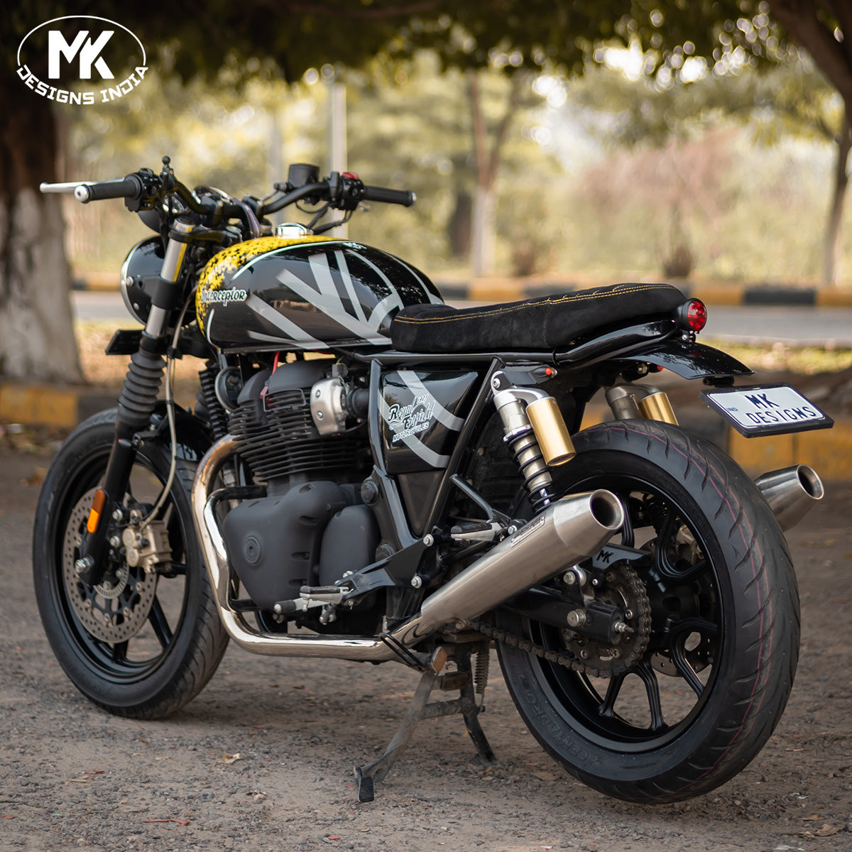 Tracker Style – MK DESIGNS INDIA - Main Image