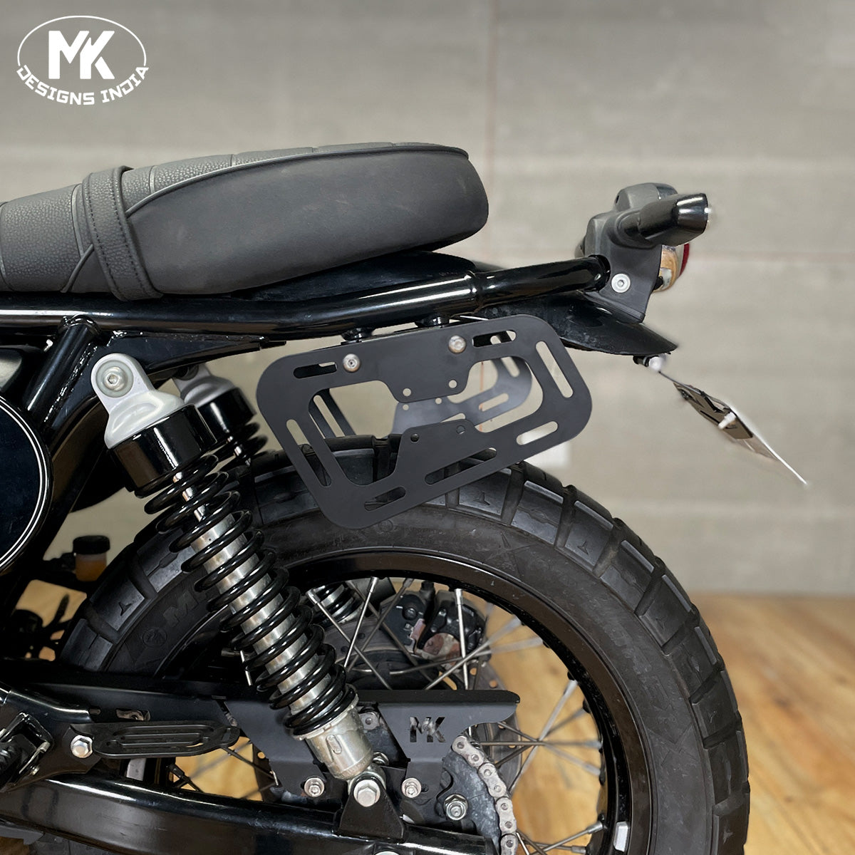 Saddle Stay Bear 650.